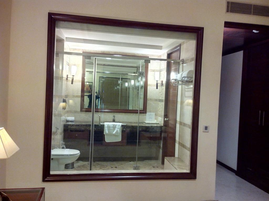 Hotel The Ocean Pearl Retreat Neu-Delhi Zimmer foto